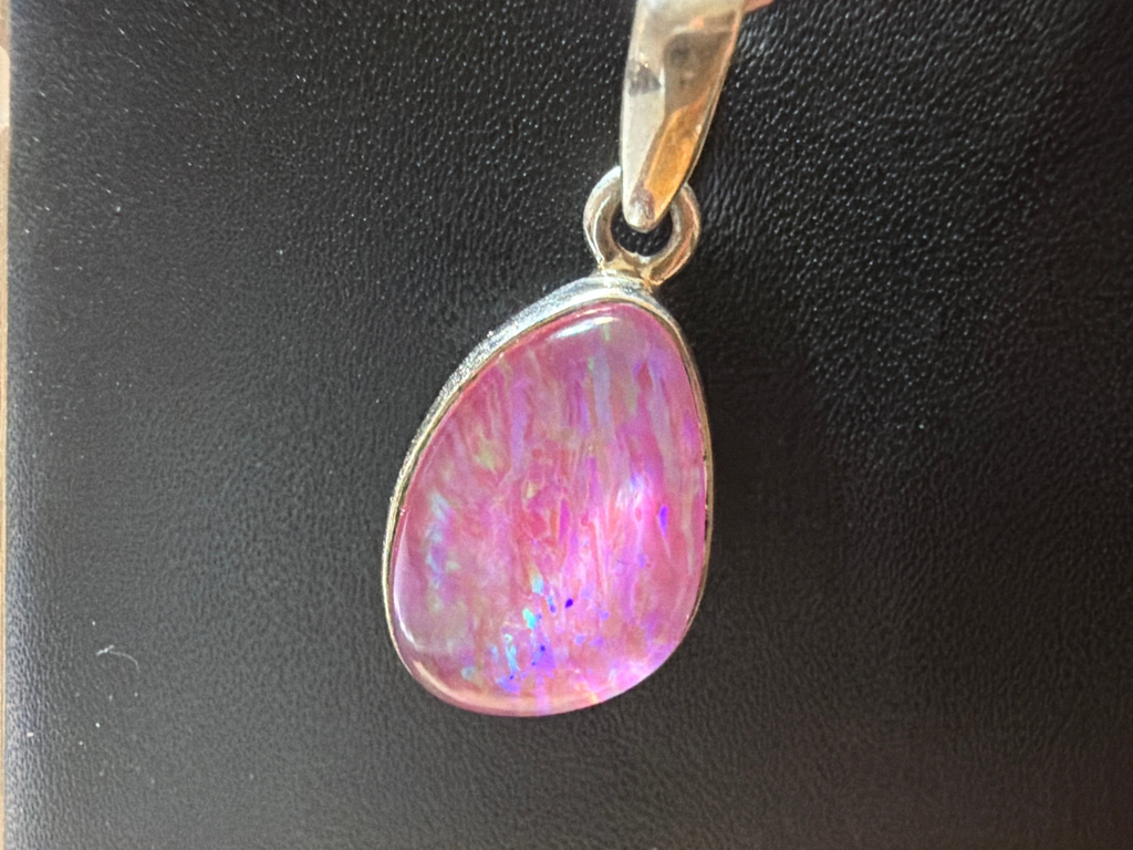 Desert Blush Aurora
Opal Necklace